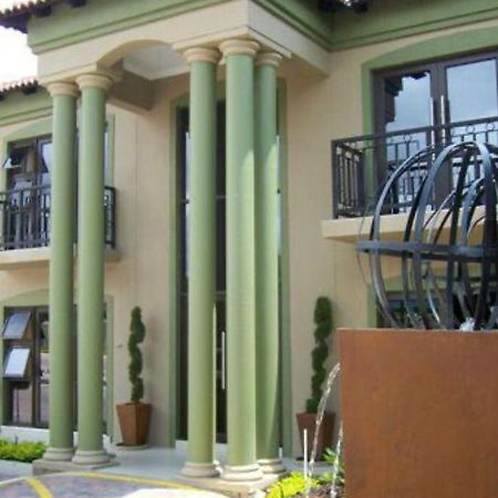 Royal Hotel Polokwane Zewnętrze zdjęcie