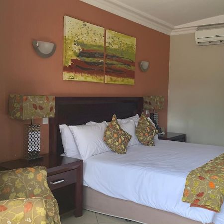 Royal Hotel Polokwane Zewnętrze zdjęcie